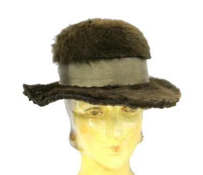 Antiguo sombrero eduardiano de fieltro de piel de castor marrón de la década de 1910 para mujer pequeño de la era Titanic Foto 1 de 4