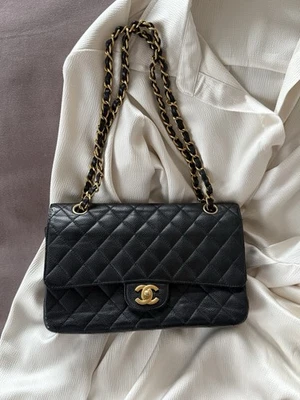 CHANEL Black Caviar Classic Double Flap Medium GHW (series 14) - Image 1 of 4