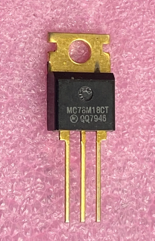 Motorola MC78M18CT +18VDC linear fixed regulator TO-220 gold colored leads - Image 1 of 1