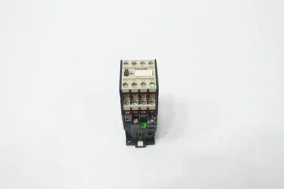 Siemens 3TH8244-0B Contactor 660v-ac 2a - Image 1 of 4