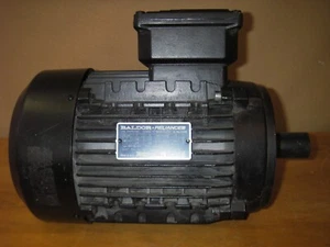 NEW:BALDOR 3-Phase MOTOR-2hp, 230/460VAC, TEFC/IEC, 1725rpm. EMVM5750C. 1" Shaft - Picture 1 of 6