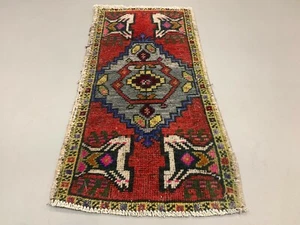 Small Vintage Turkish Rug 90x50 cm, Short Runner, Tribal, Shabby Chic - Picture 1 of 4