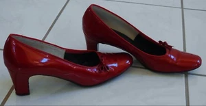 vintage RUBY RED HEELS Town & Country mcm era 1950s 1960s great quality - Picture 1 of 12