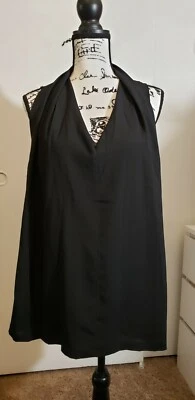Le Chateau Women's Blouse Size XL/TG Color Black - Image 1 of 4