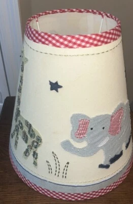 Pottery Barn абажур для сафари с животными  - Изображение 1 из 4