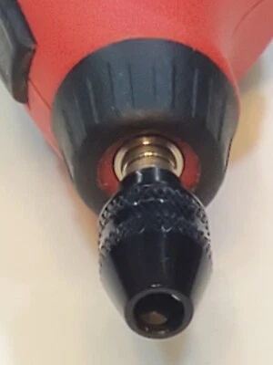 Ferramenta rotativa Milwaukee M12 12V 2460-20, 2525-20, mandril sem chave pinça 1/8" - Imagem 1 de 4