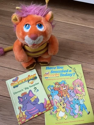 VTG LOT ‘80s Wuzzles Hasbro Softies Bumblelion Plush + Two Books (1984/1985)  - Image 1 of 4