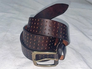 NUEVO CINTURÓN DE VESTIR HOMBRE 34 CUERO MARRÓN PERFORADO CON HEBILLA - Imagen 1 de 7