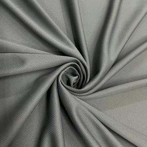 Tela tejida de malla deportiva con hoyuelos de poliéster gris Mikaela por yarda - Imagen 1 de 1