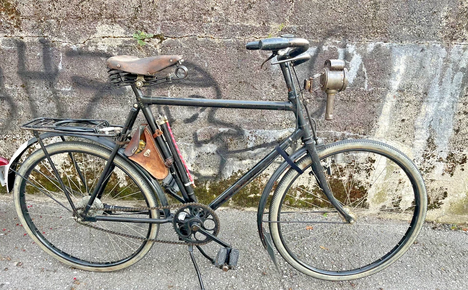 Original Schweizer Armee Fahrrad, Bj. 1937, mit Kerzenlampe, TOP Zustand - Bild 1 von 4