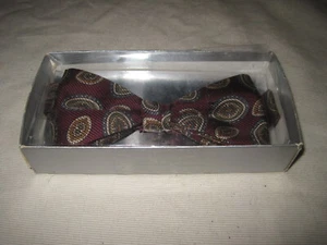 The Original Adjustolox Bowtie Pre Tied Burgundy Silk Adjustable 18" Vintage New - Picture 1 of 5
