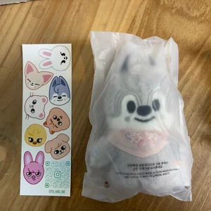 Wolfchan SKZOO - Stray Kids Official Plush 10cm Bag Charm 5'clock 2025 Bang Chan - Picture 1 of 1