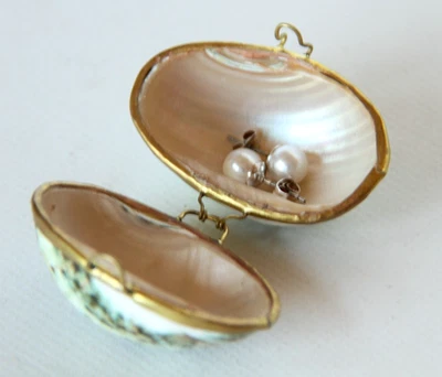 Unique Clam Shell Container + .25" Faux Pearl Earrings Jewelry Silver Tone Stud - Image 1 of 4