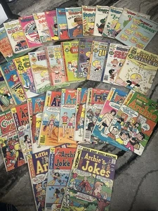 Vintage Comic Book Lot (30+) Archie Rich Dennis the Menace 1960s-1980s - Bild 1 von 13