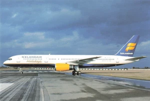 AK Fluggesellschaft Icelandair Urlaub B 757-27B TF-FIW CC8. - Bild 1 von 2