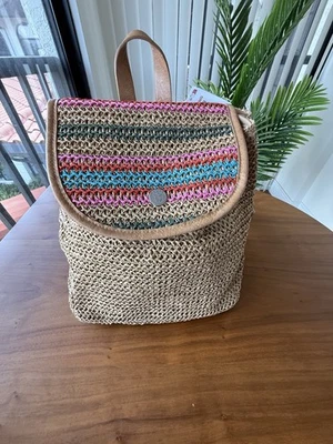 Mochila Roxy Coco Pearl Cinch Top Multicolor Tejido Paja y Correa de Cuero Vegano Foto 1 de 4