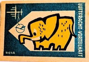 Cubierta de libro de cerillas etiqueta LUFTHANSA años 50 elefante 2 pulgadas x 1 1/4 pulgadas - Imagen 1 de 1