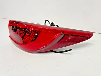 LUZ TRASERA DERECHA 17-19 INFINITI QX30 MONTAJE DE LUZ TRASERA, LOTE OEM 3547 Foto 1 de 4