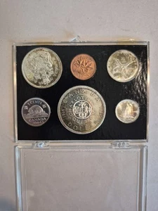 1964 Canada Coin Set with case, - 5087 - Picture 1 of 11