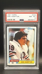 Tarjeta de fútbol americano Dan Hampton 1981 Topps #316 RC PSA 8 HOF Chicago Bears novato NFL! - Imagen 1 de 2
