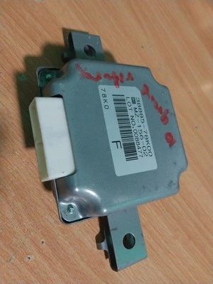 2010 Suzuki Grand Vitara 4x4 Transmission Transfer Case Control 38885-78K00 - Image 1 of 4