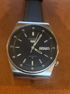 Vintage Uhr Seiko 5 Kaliber Automatik schwarzes Armband 17 Jewel 6309A Tag Datum Uhrzeit - Bild 1 von 16