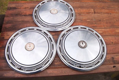 (3) Fundas de rueda OE 15 pulgadas # 401-C, Chrysler Lebaron 1977-78, adecuadas Foto 1 de 4