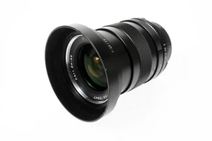Zeiss Carl Distagon T* 28mm f2 ZF Lens (Nikon F mount) - Picture 1 of 5