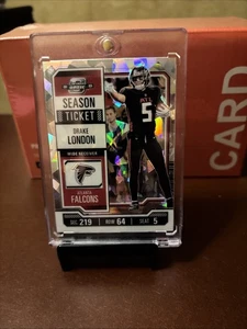 2023 Panini Contenders Optic Season Ticket Drake London #3 Cracked Ice /22 - Picture 1 of 3