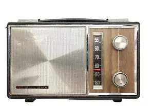 Bulova Watch Corp Radio d'epoca AM a transistor serie 1450 anni 60 radio di qualità - Foto 1 di 10