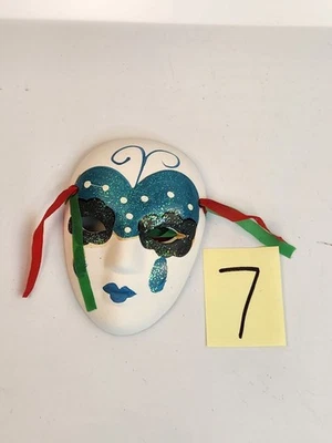 Mini Máscaras Coloridas Pintadas Estilo Veneciano Regalos, Favores de Fiesta y Decoración de Pared Foto 1 de 4