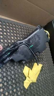 2015 RAM DODGE 2500 Washer Fluid Reservoir OEM 05152029AB 146K Miles White Foto 1 de 4