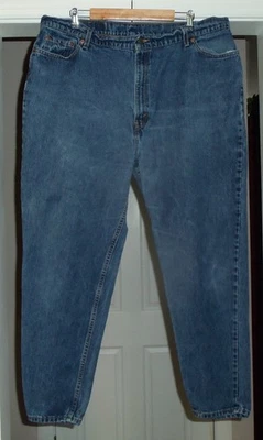 Women's LEVIS 550 Cotton Relaxed Fit Tapered Red Tab Denim Jeans Plus Size 24W - Image 1 of 4
