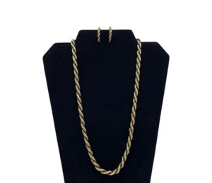 Juego de collar y aro de cuerda giratoria de metal negro/dorado J7G vintage Trifari de dos tonos - Imagen 1 de 5