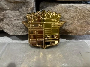 1992-1994 ALL GOLD Cadillac Crest Emblem NEW - Picture 1 of 4