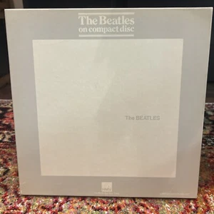 THE BEATLES CD BOX SET "WHITE ALBUM" RARE SET HMV LTD ED 000590 UK IMPORT - Picture 1 of 14