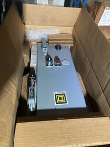 Square D 8539SBA52V84CFF4H209P1T Motor Starter Combo - Picture 1 of 10