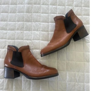 REIKER Womens Boots Brown Chelsea Ankle Comfort 2" Heel Leather | 41 US 9.5/10 - Picture 1 of 16