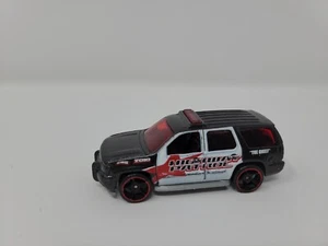 Hot Wheels 2007 Chevy Tahoe Highway Patrol “The Chief” Red Line 1:64 Die Cast - Picture 1 of 7