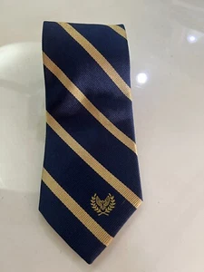 MEN TIE ART CLASSIC VTG POLYESTER 100% JAPAN NECKTIE NAVY BLUE GOLD STRIPED #MT5 - Picture 1 of 8