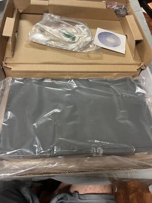 Avitech VCC-8008C nueva caja abierta Foto 1 de 4