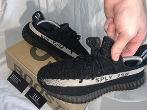 yeezy oreo stripe