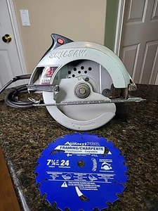 Skilsaw Vintage Model 5250 7-1/4" Circular Saw 2.5HP Made In USA - Picture 1 of 14