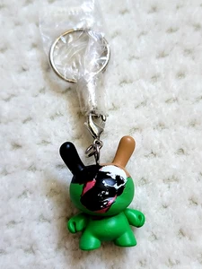 Kidrobot Dunny Andy Warhol Calavera 1.5" Vinilo Figura Llavero - Imagen 1 de 5