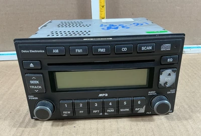 2007-2008起亚索伦托音频设备调幅调频收音机接收器CD播放器 — 第 1/4 张图片