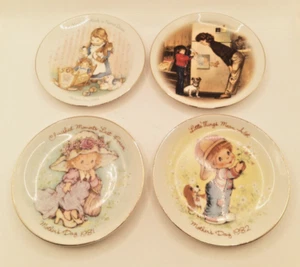 Vintage Avon Mini Mothers Day Decorative Plates 1981, 1982, 1985 and 1988 #2 - Picture 1 of 10