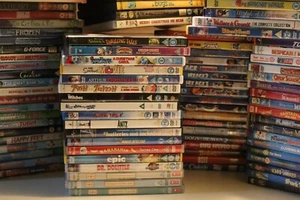 DVD's Family Films Disc Movies Shrek Disney Big Hero Six Ghibli Cartoon DVD - Picture 1 of 15
