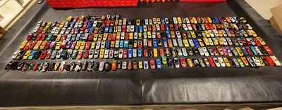 Caminhões de metal fundido carros veículos raros caixa de fósforos Hot Wheels/outros..309 peças - Imagem 1 de 4