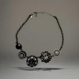 Lia Sophia CURIO Crystals Glass Faux Pearl Antiqued Gold 5 Pendant Necklace New - Picture 1 of 5