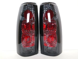 88-99~C/K~Suburban~Tahoe~Blazer~Yukon~Tail~Light~Lamp~Chrome~Smoke~ - Bild 1 von 5